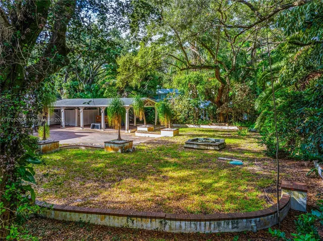 $10,999,000 | 3720 Poinciana Avenue, Miami, FL 33133