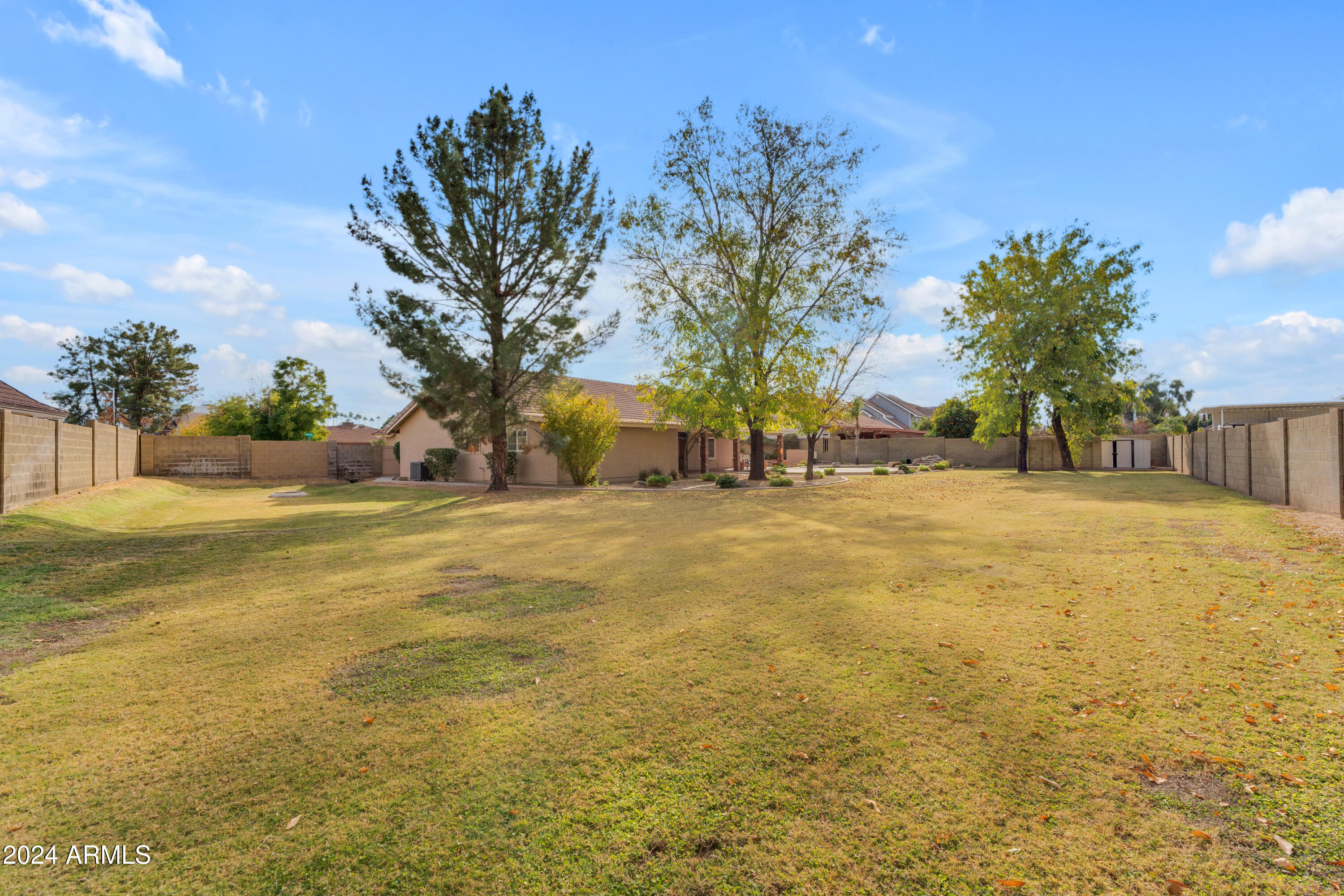 942 North Miramar Mesa, AZ 85213 - Photo 38 of 42 52__a733287