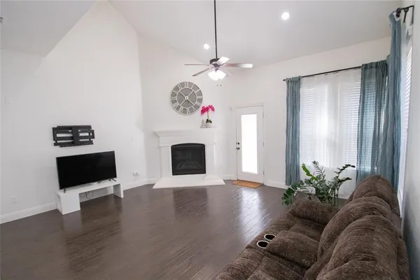 $3,300 | 10617 Fort Davis Place, McKinney, TX 75071