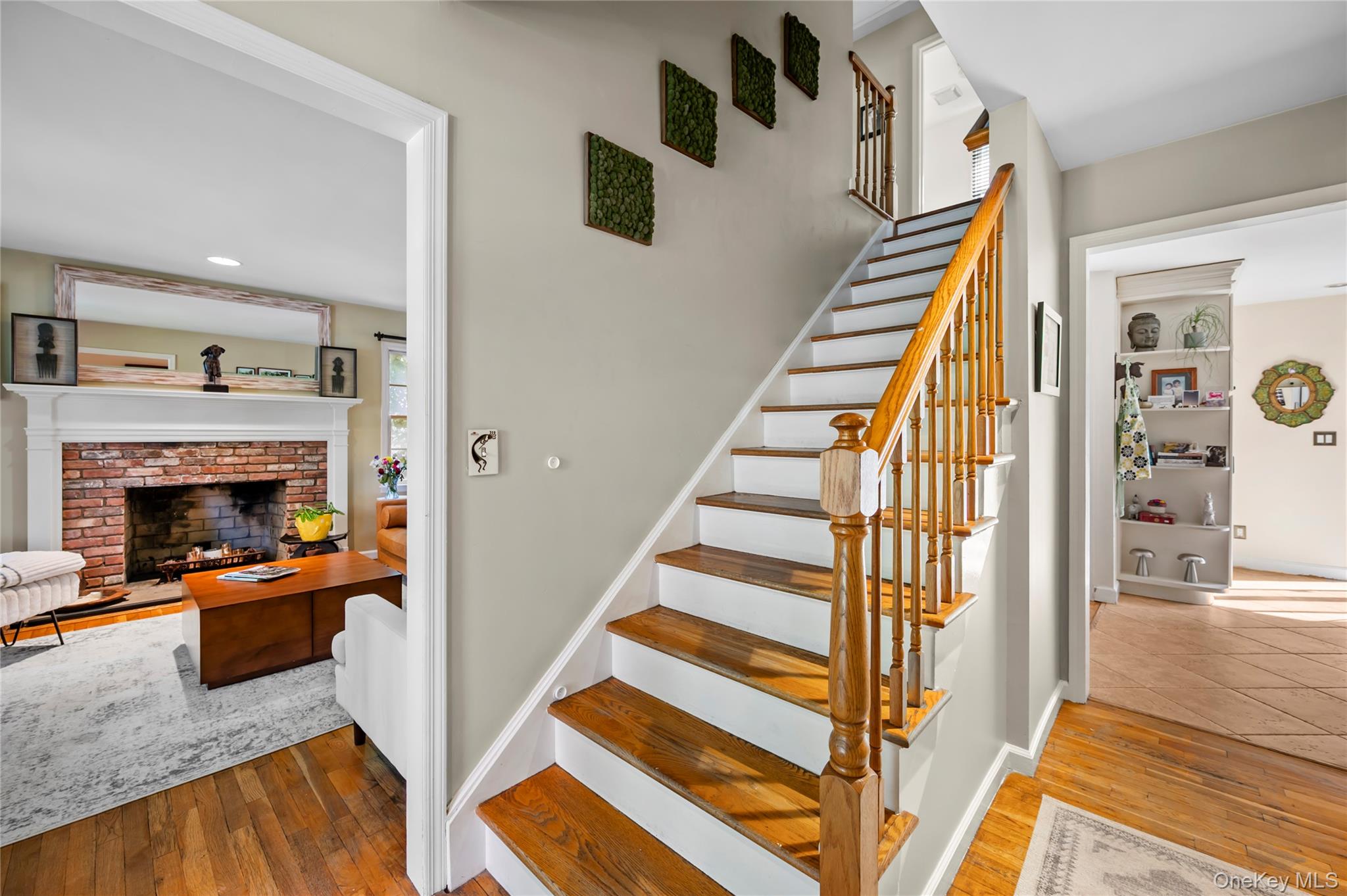 8 Burton Road Larchmont, NY 10538 - Photo 4 of 29