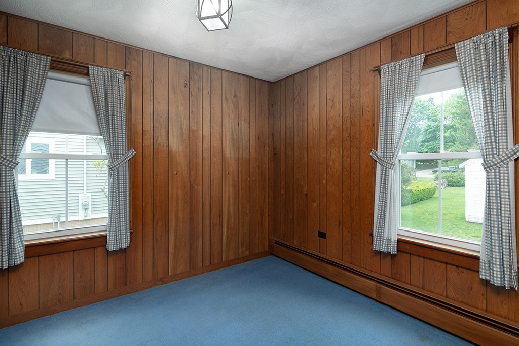 385 Ten Rod Road North Kingstown, RI 02852 - Photo 20 of 36