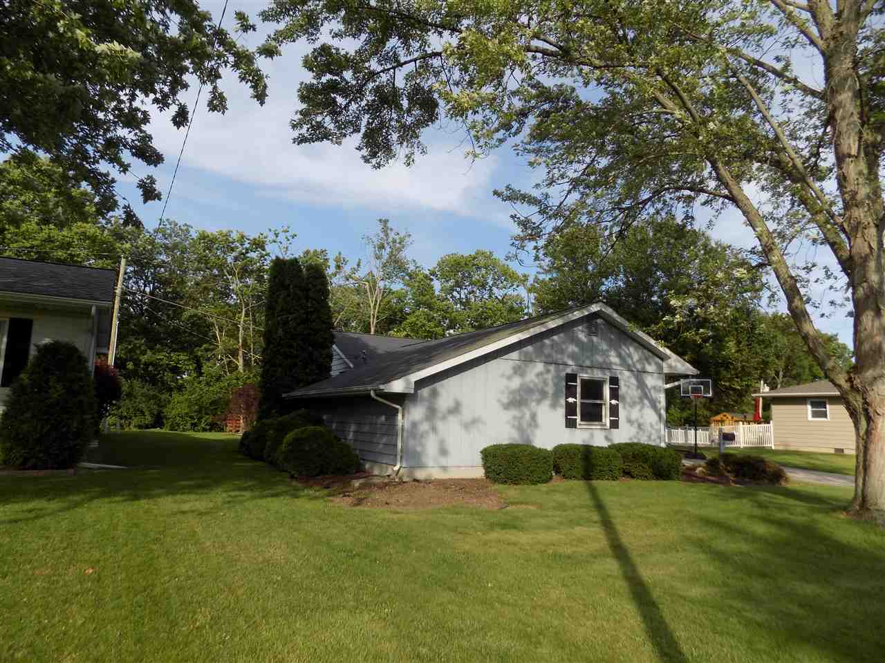 132 Riverside Court Decatur, IN 46733 - Photo 6 of 27