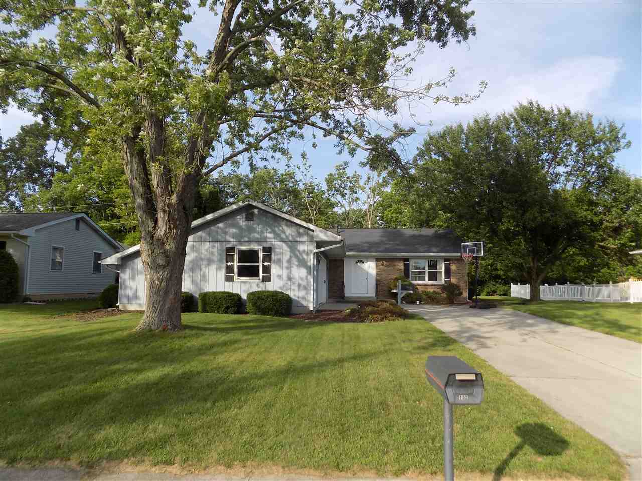 132 Riverside Court Decatur, IN 46733 - Photo 7 of 27