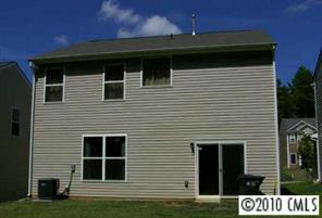 1018 Mearn Road Charlotte, NC 28216 - Photo 2 of 5 Gallery Image 2