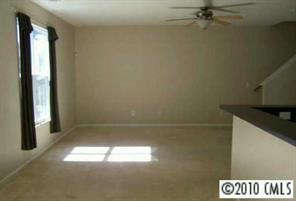 1018 Mearn Road Charlotte, NC 28216 - Photo 4 of 5 Gallery Image 4