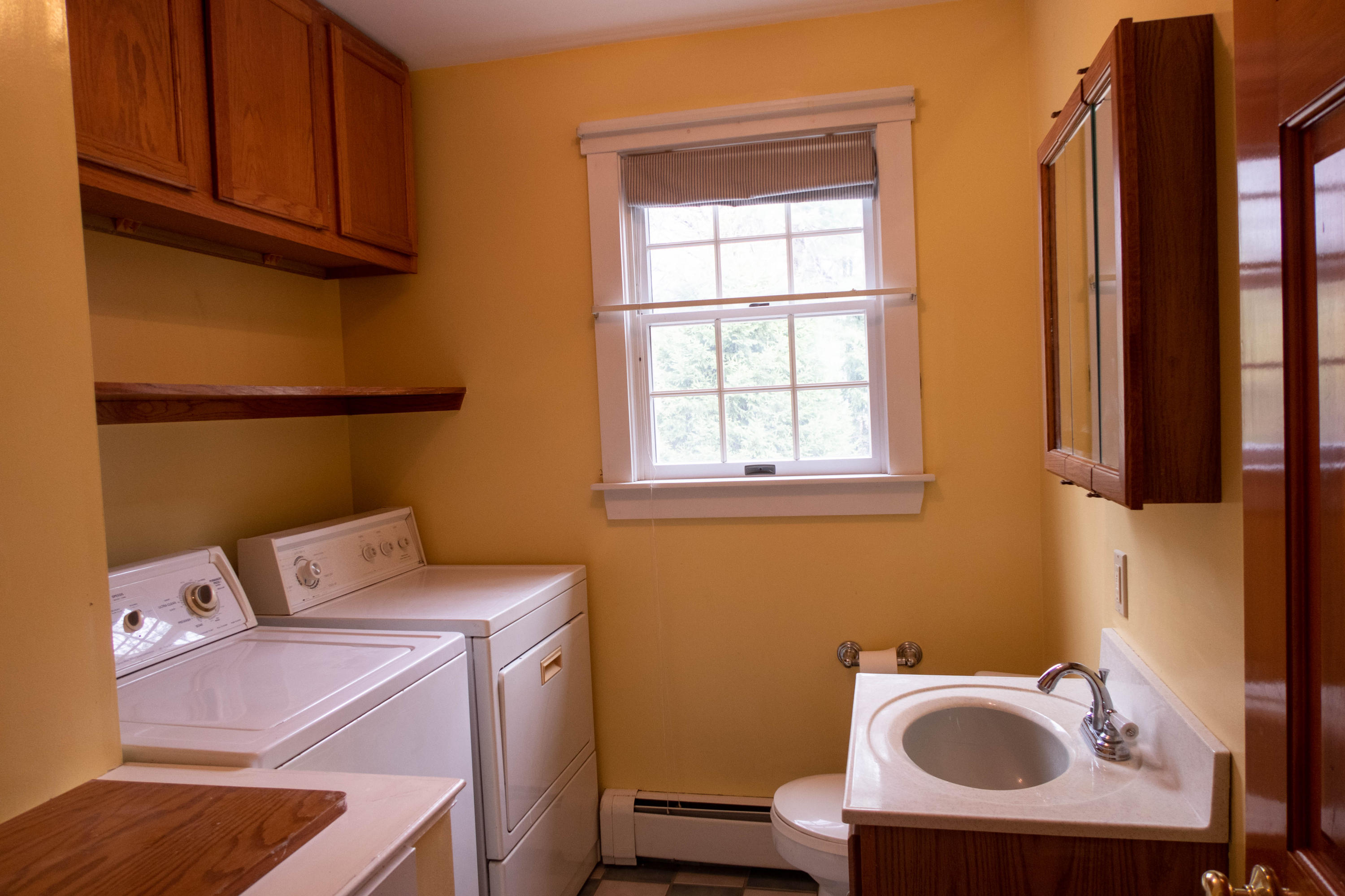 21 Mayflower Road Augusta, ME 04330 - Photo 17 of 31 IMG_8311