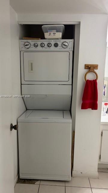 8002 Southwest 149th Avenue, Unit B201 Miami, FL 33193 - Photo 6 of 13 a utility room with dryer and washer