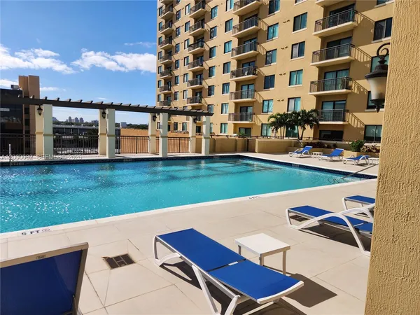 $415,000 | 4242 Northwest 2nd Street, Unit 1202, Miami, FL 33126