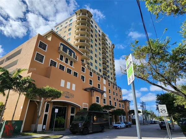 $415,000 | 4242 Northwest 2nd Street, Unit 1202, Miami, FL 33126