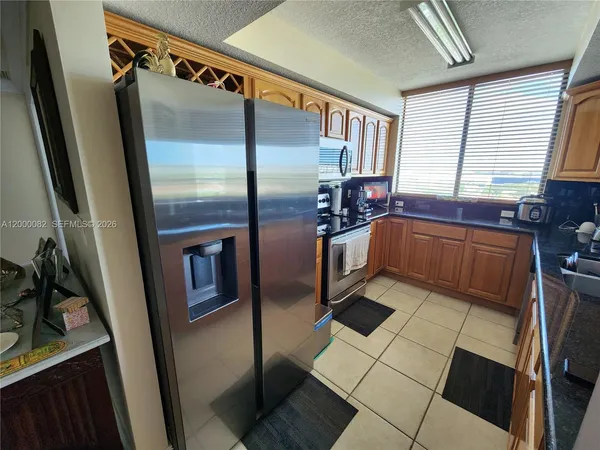 $415,000 | 4242 Northwest 2nd Street, Unit 1202, Miami, FL 33126