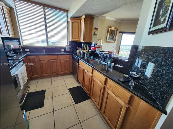 $415,000 | 4242 Northwest 2nd Street, Unit 1202, Miami, FL 33126
