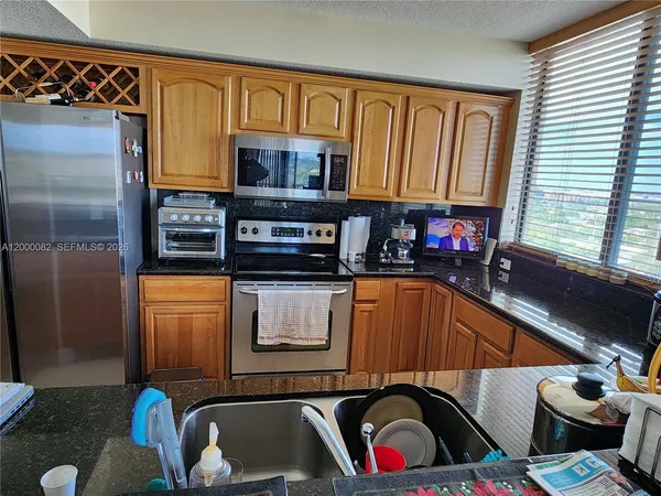 $415,000 | 4242 Northwest 2nd Street, Unit 1202, Miami, FL 33126