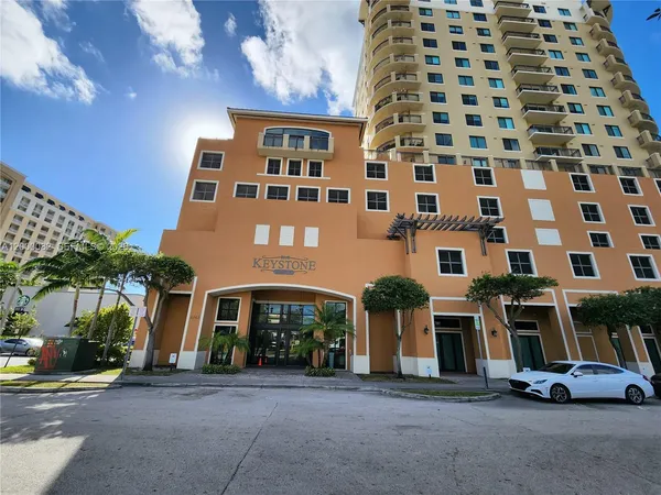 $415,000 | 4242 Northwest 2nd Street, Unit 1202, Miami, FL 33126