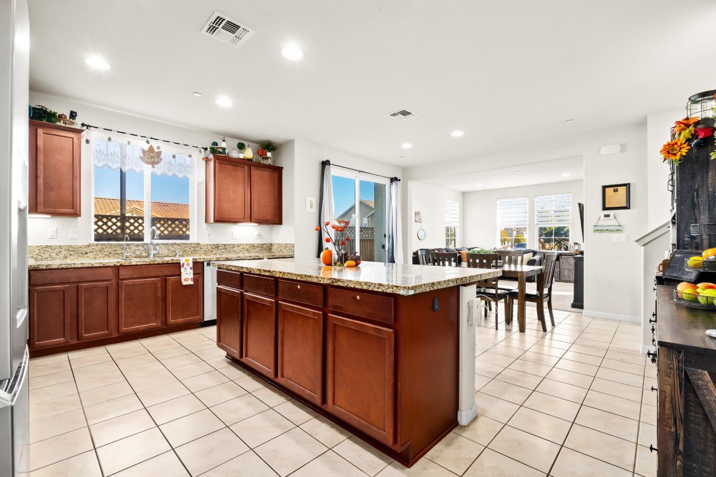 17102 Morgan Street East Garrison, CA 93933 - Photo 7 of 37