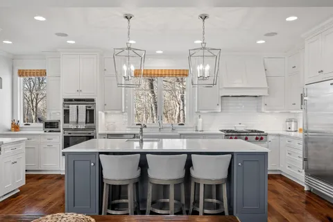 $4,995,000 | 2875 Gale Road, Woodland, MN 55391