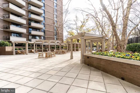 $310,000 | 4620 North Park Avenue, Unit 611E, Chevy Chase, MD 20815