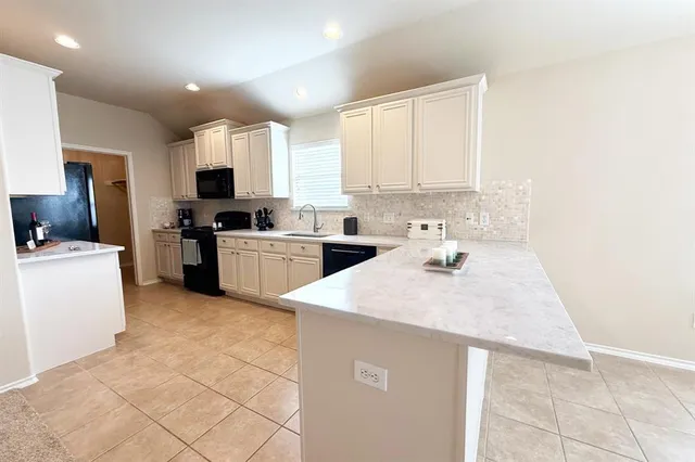 $2,250 | 420 Byron Nelson Drive, McKinney, TX 75072