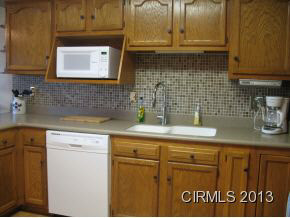 904 Mill Street Tipton, IN 46072 - Photo 7 of 16