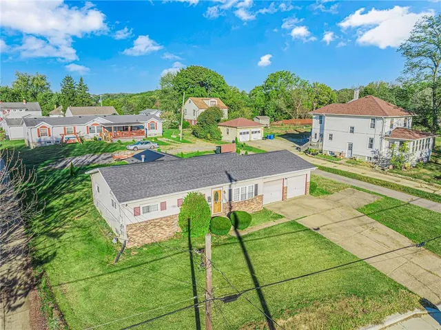 $189,900 | 1105 Darlington Road, Beaver Falls, PA 15010