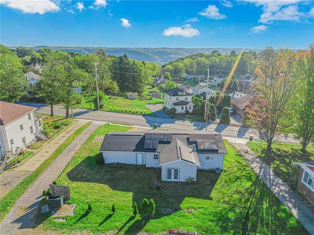 $189,900 | 1105 Darlington Road, Beaver Falls, PA 15010