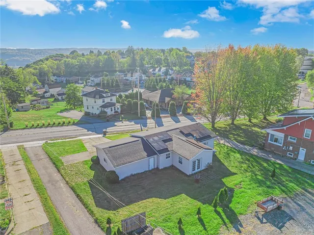 $189,900 | 1105 Darlington Road, Beaver Falls, PA 15010