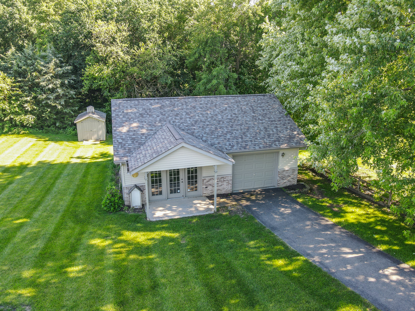 415 East Southmor Road Morris, IL 60450 - Photo 10 of 60