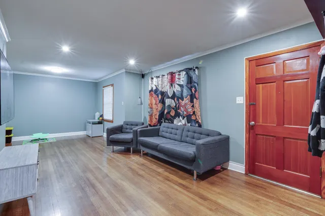 $240,000 | 4944 Mockingbird Lane, Memphis, TN 38117