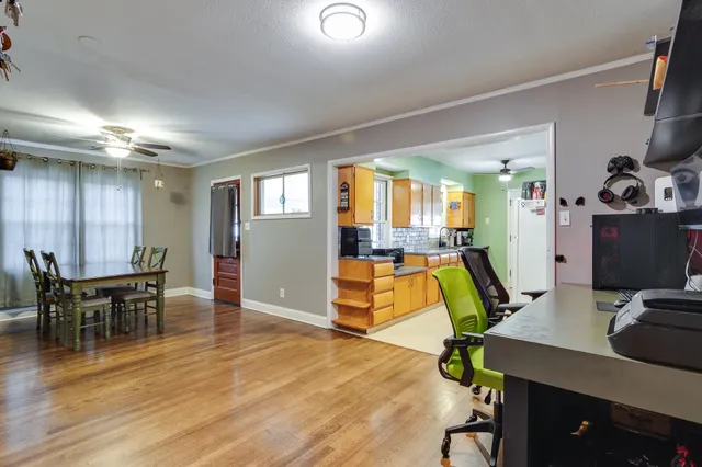 $240,000 | 4944 Mockingbird Lane, Memphis, TN 38117