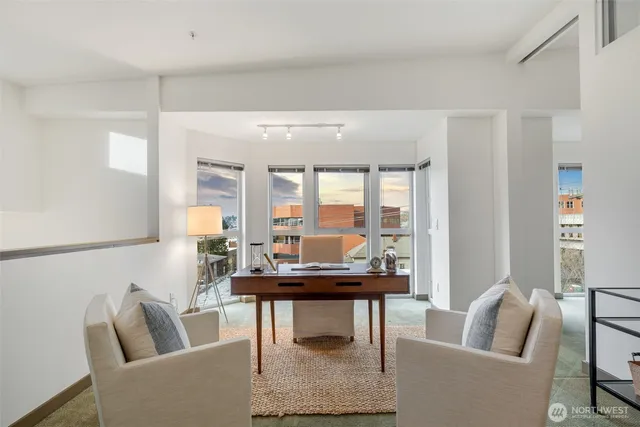 $1,295,000 | 125 East Lynn Street, Unit 301, Seattle, WA 98102