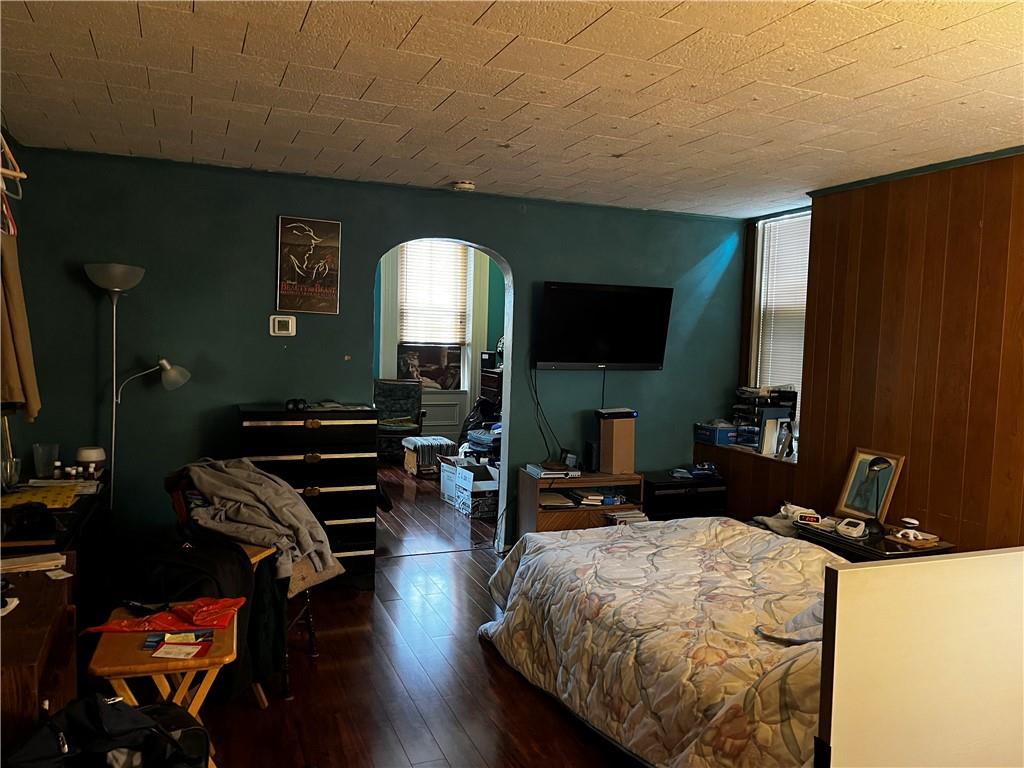 334 Main Street Pittsburgh, PA 15201 - Photo 5 of 24 a living room with furniture and a flat screen tv