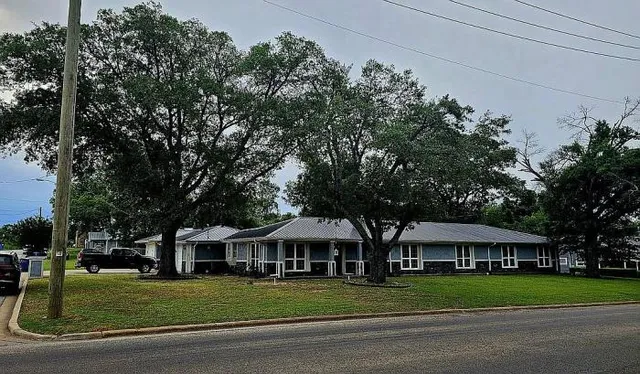 $335,000 | 103 South Wofford Street, Athens, TX 75751