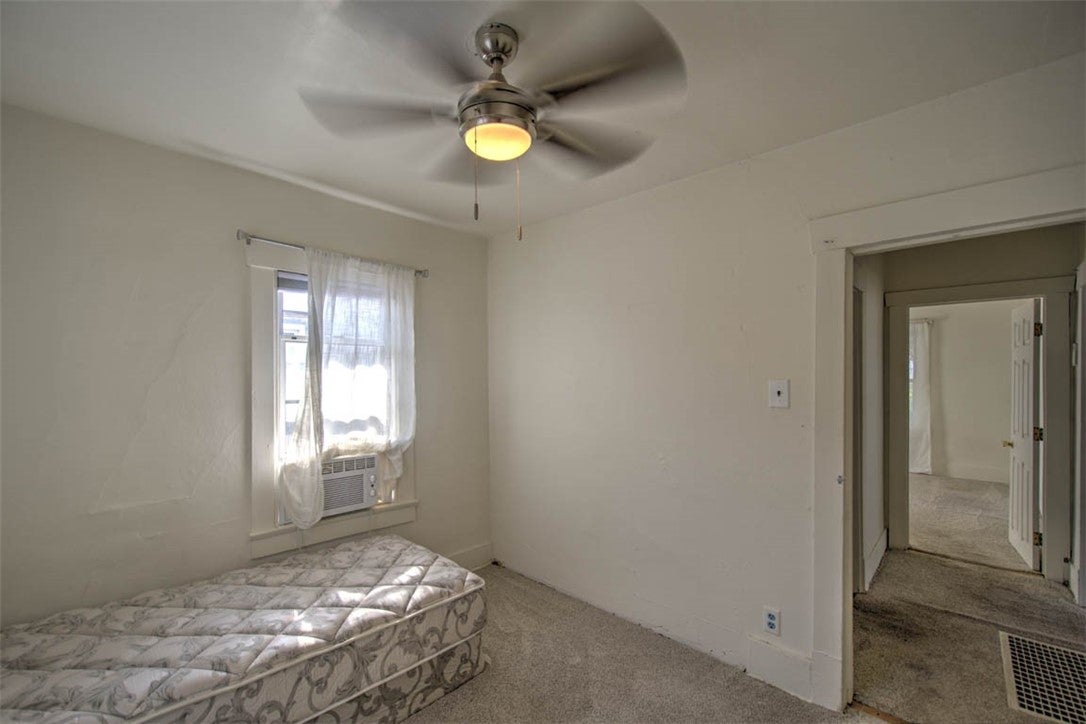 1260 East Johns Avenue Decatur, IL 62521 - Photo 15 of 22 Gallery Image 15