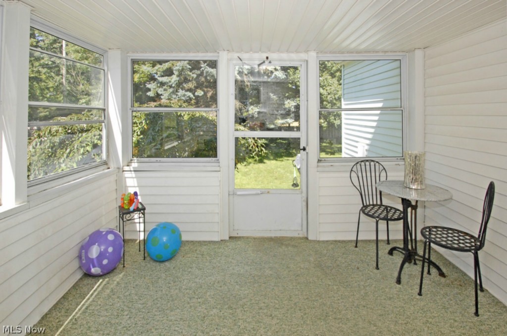 4911 Farnhurst Road Cleveland, OH 44124 - Photo 16 of 24 Gallery Image 16