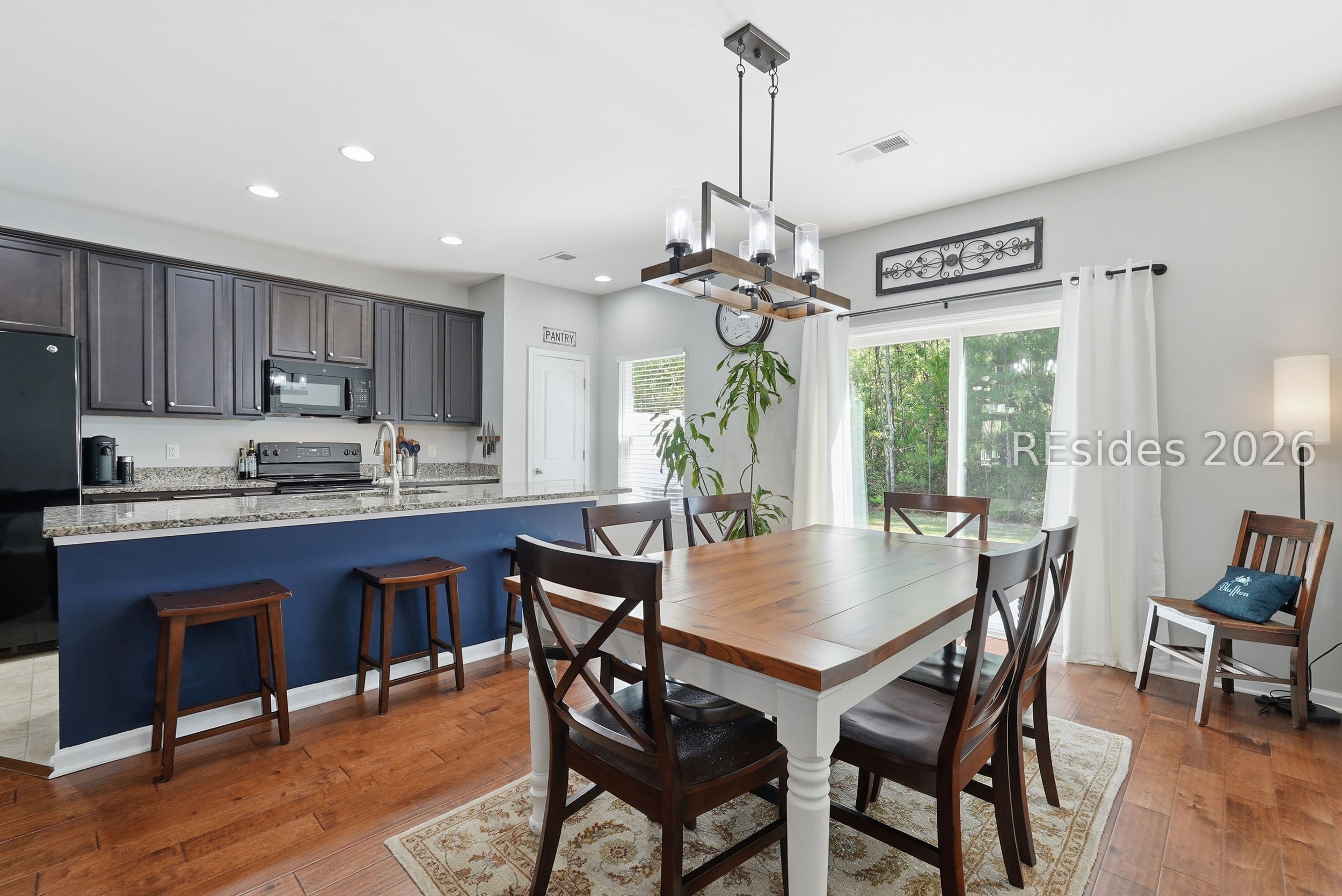 104 Brickway Street Bluffton, SC 29910 - Photo 12 of 35 Kitchen