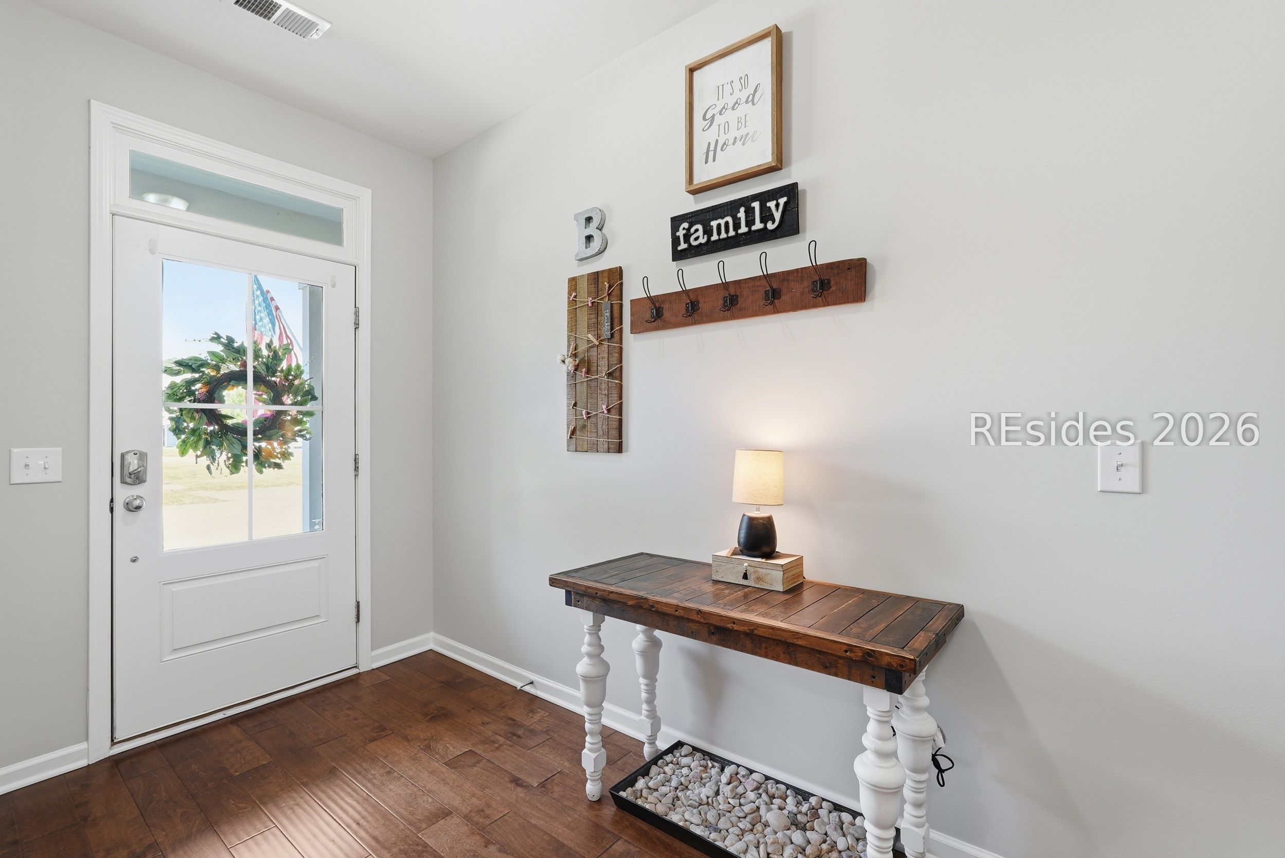 104 Brickway Street Bluffton, SC 29910 - Photo 5 of 35 Foyer