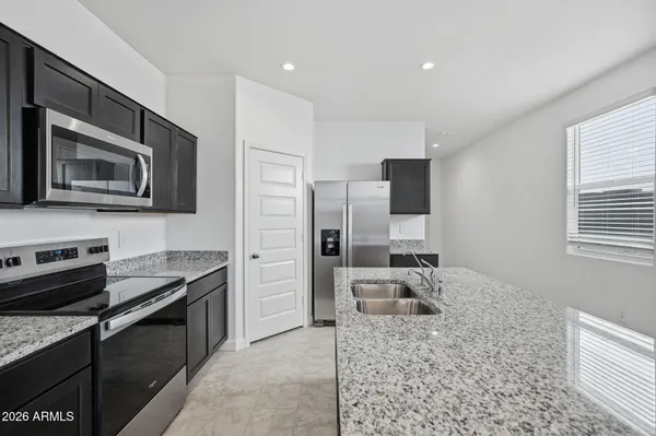 $2,275 | 9051 South Palo Verde Drive, Apache Junction, AZ 85120