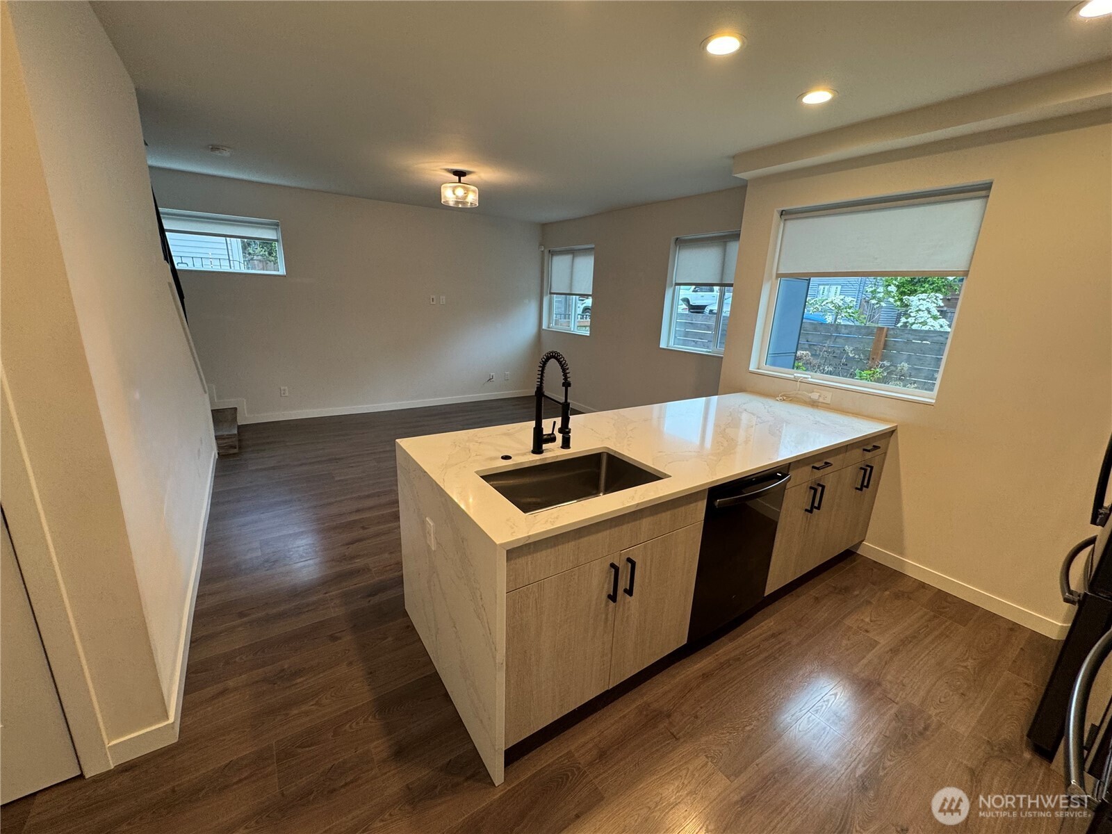 919 North 103rd Street, Unit B Seattle, WA 98133 - Photo 14 of 22