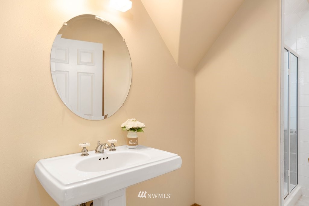 1050 Fort Casey Road Coupeville, WA 98239 - Photo 30 of 40 Gallery Image 30