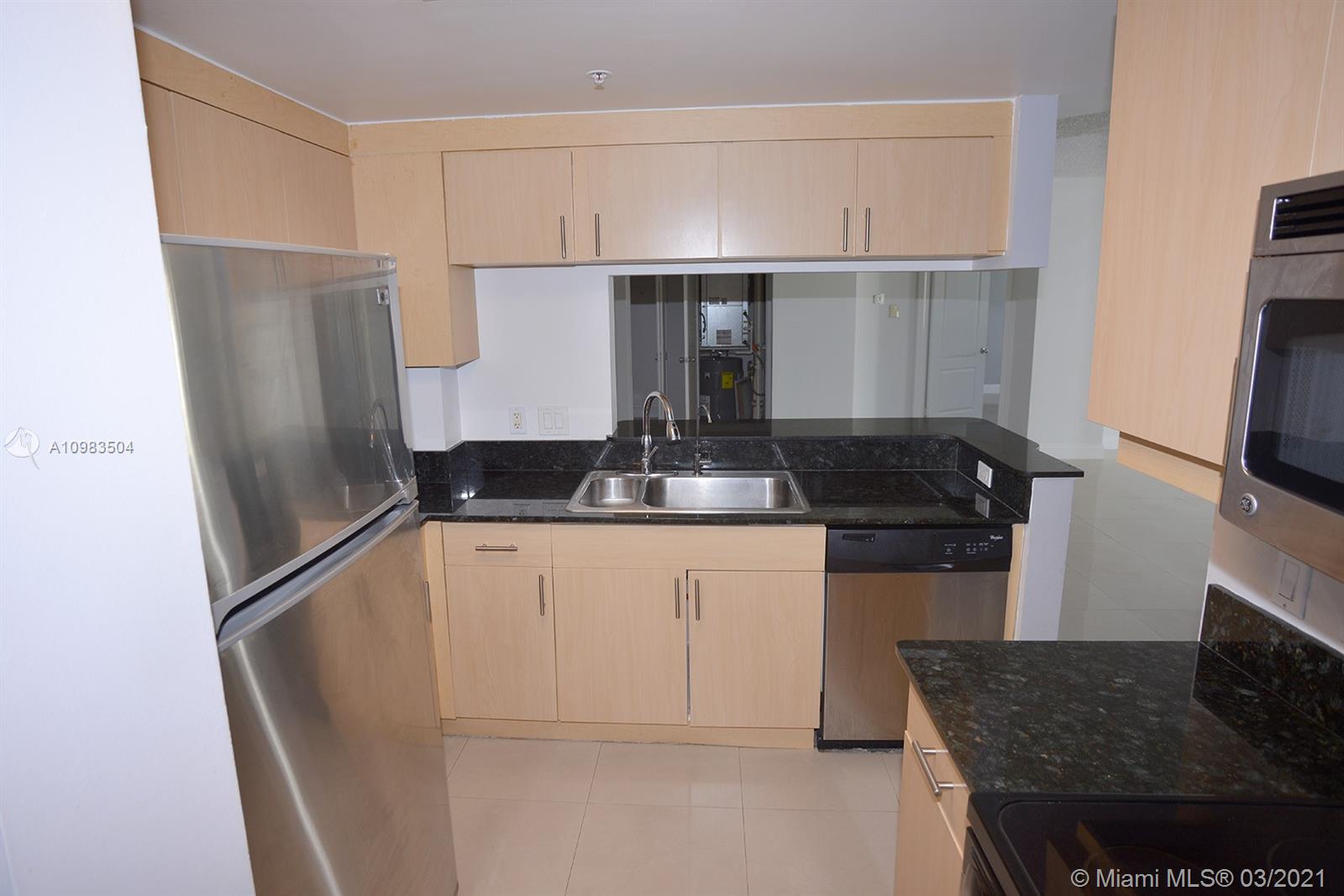 701 Brickell Key Boulevard, Unit 711 Miami, FL 33131 - Photo 5 of 22