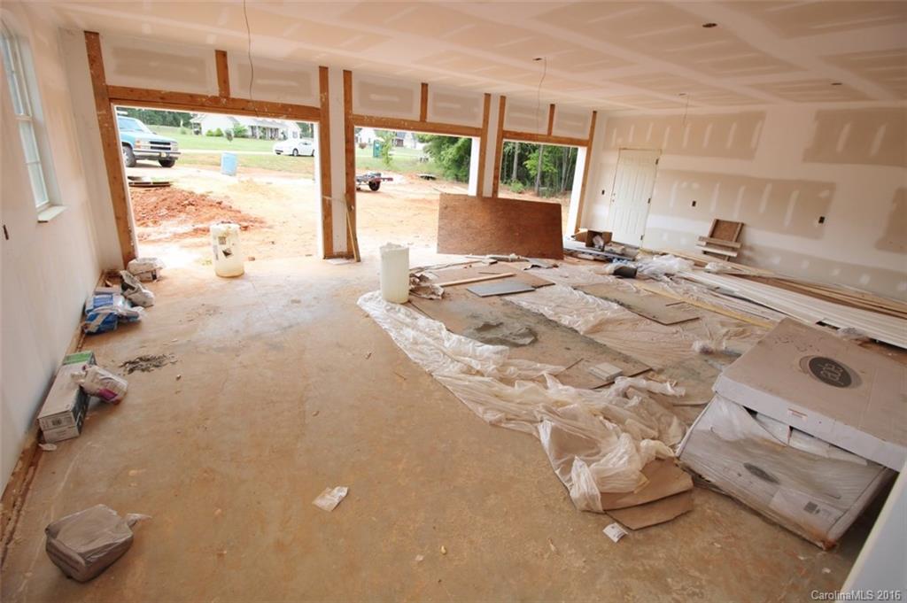 3033 Glenmoor Road York, SC 29745 - Photo 4 of 21 Gallery Image 4