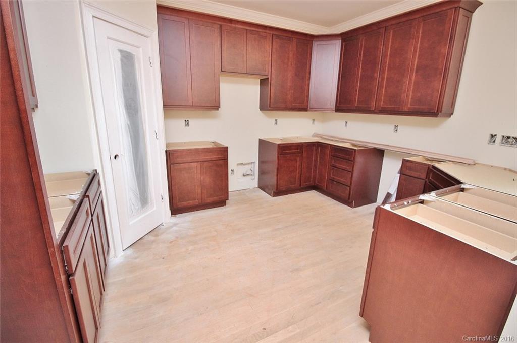 3033 Glenmoor Road York, SC 29745 - Photo 10 of 21 Gallery Image 10