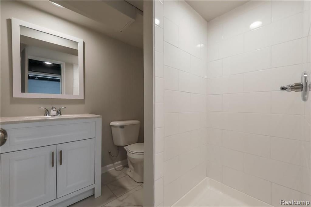 251 Lothrop Road Grosse Pointe Farms, MI 48236 - Photo 28 of 29