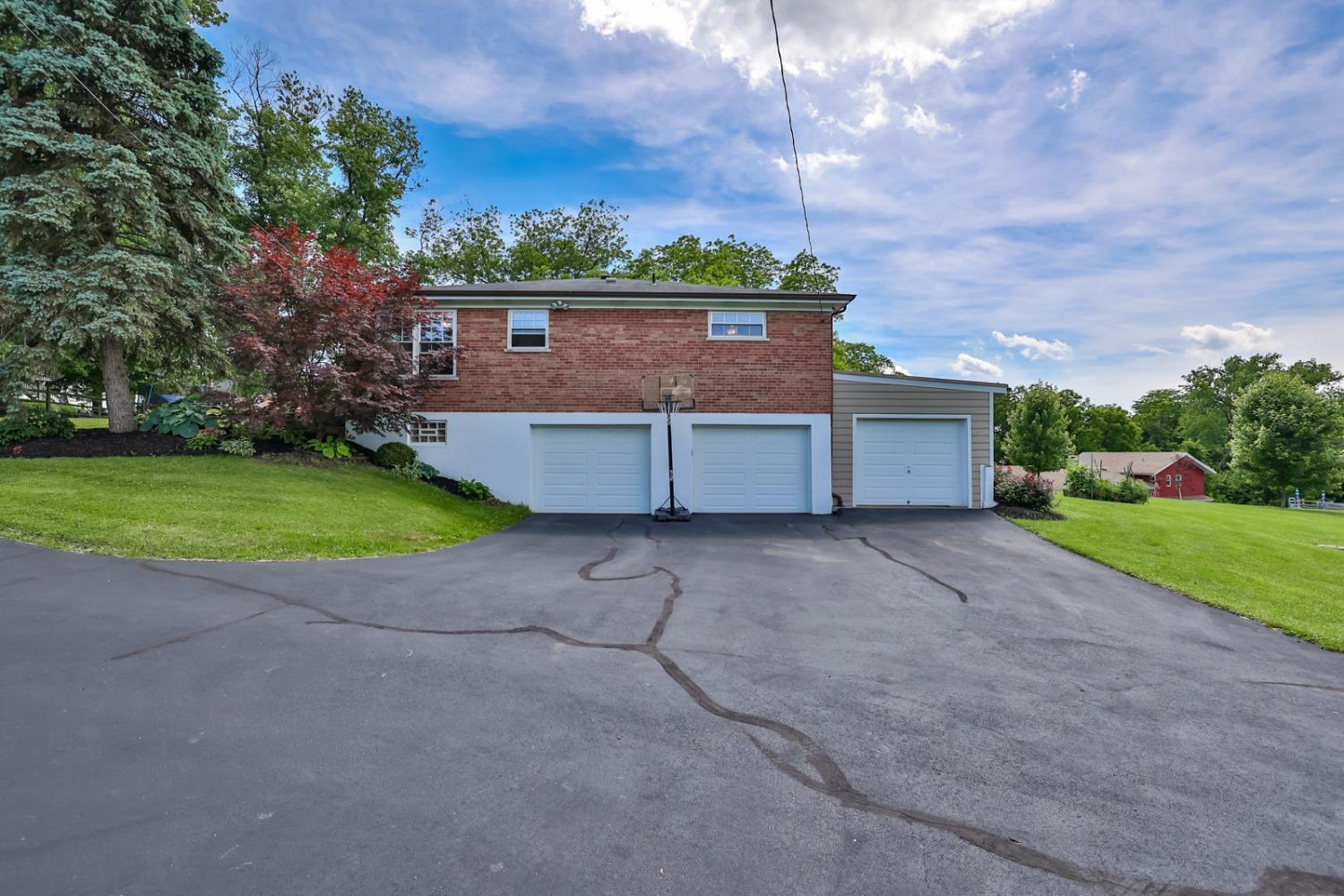 6454 Hayes Road Cincinnati, OH 45248 - Photo 37 of 42