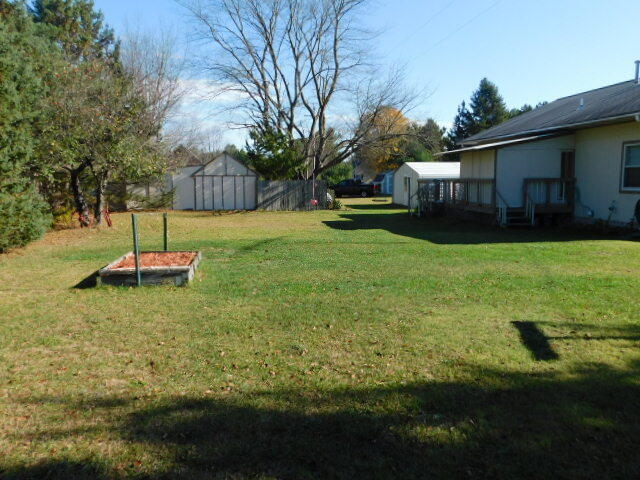 10908 Johnson Road Brethren, MI 49619 - Photo 17 of 54 DSCN1524