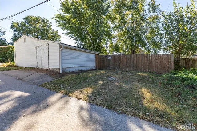 $182,000 | 3729 Upton Street, St. Louis, MO 63116