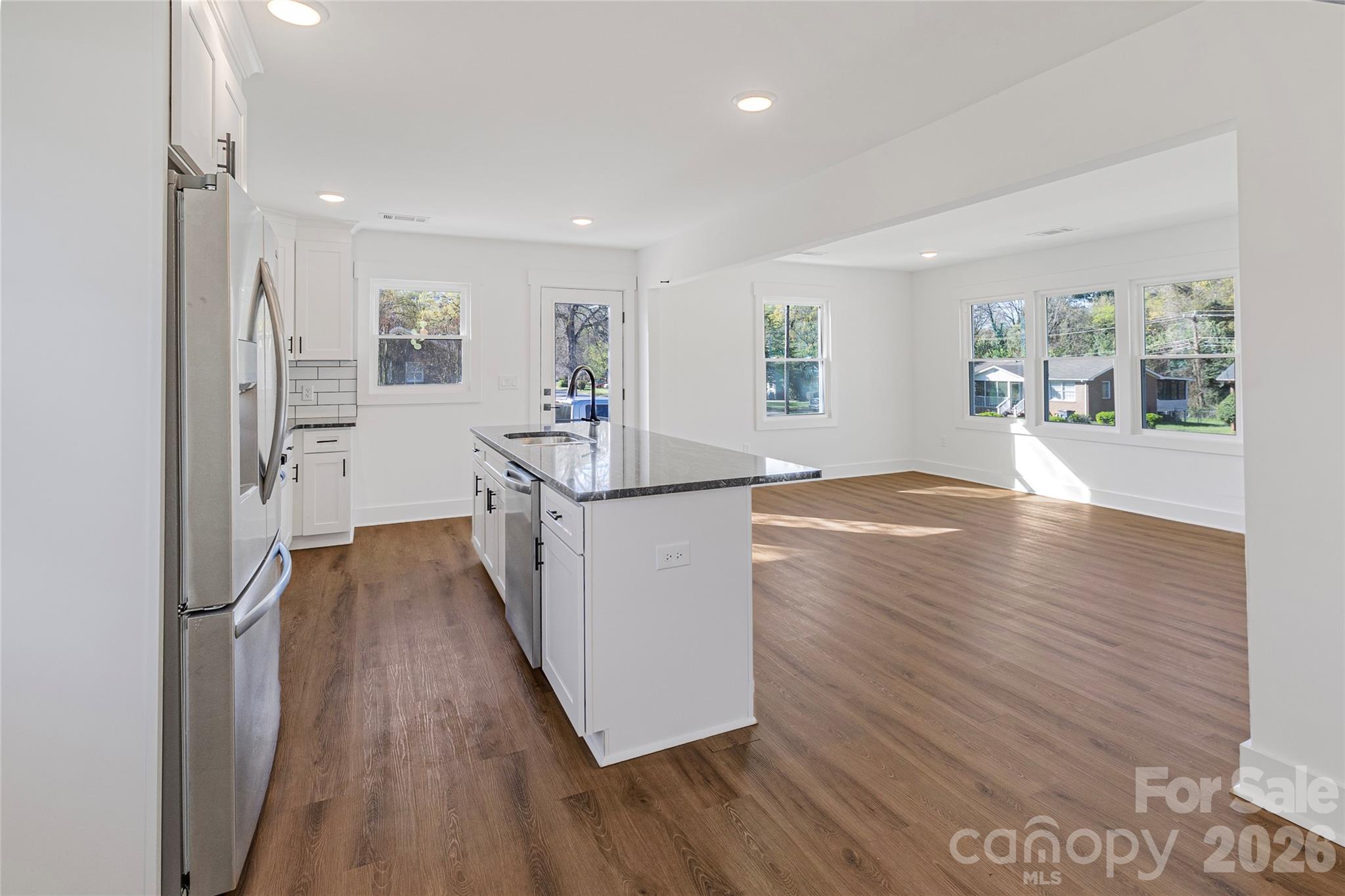 4629 Hidden Valley Road Charlotte, NC 28213 - Photo 5 of 16