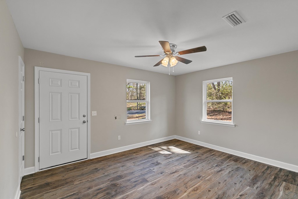301 Larkin Street Enterprise, AL 36330 - Photo 8 of 21