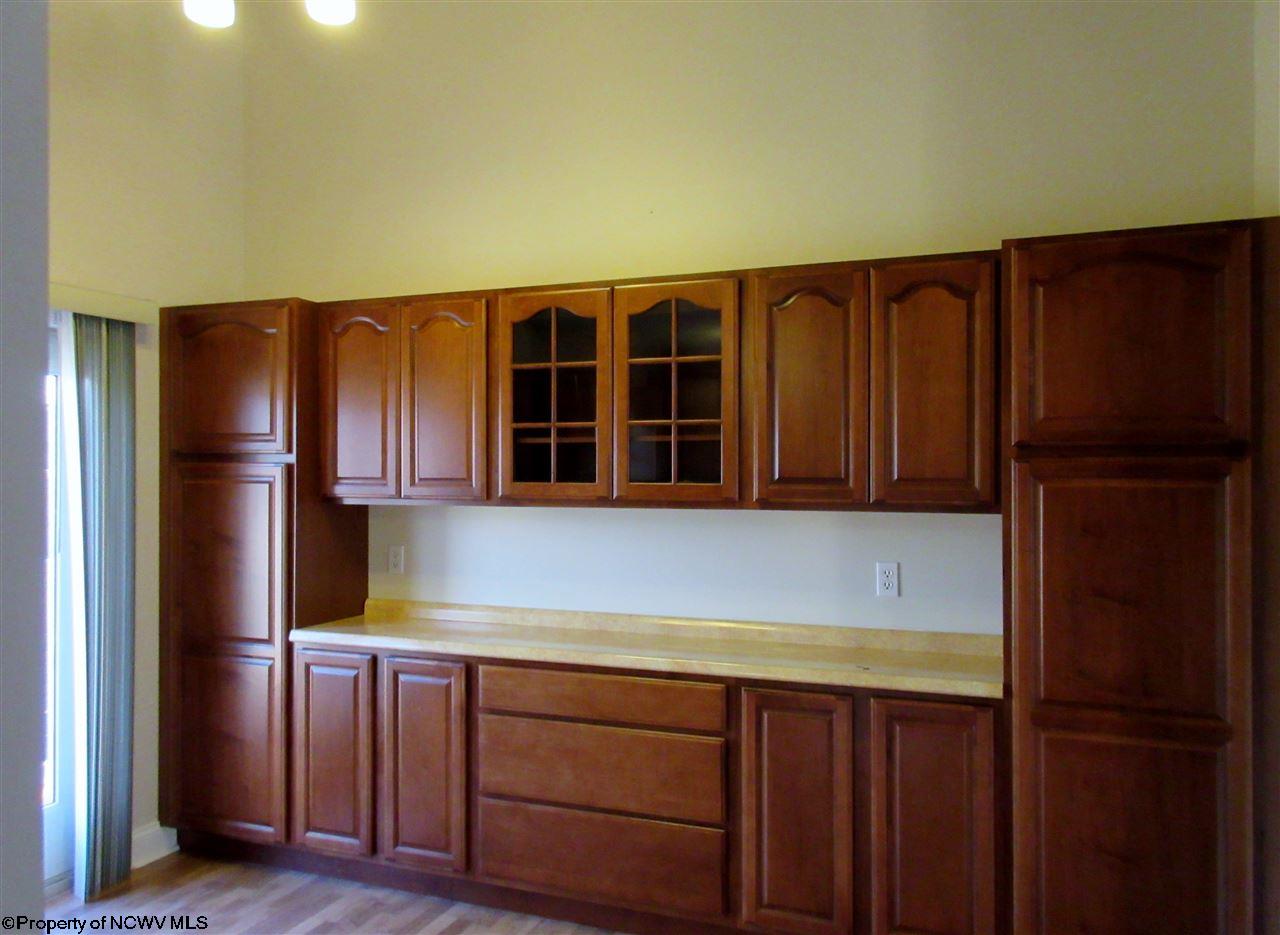 31 Pleasant Ridge Lane Morgantown, WV 26508 - Photo 8 of 19 Gallery Image 8