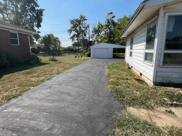 2825 Hampton Road South Columbus, OH 43232 - Photo 3 of 14 IMG_0897
