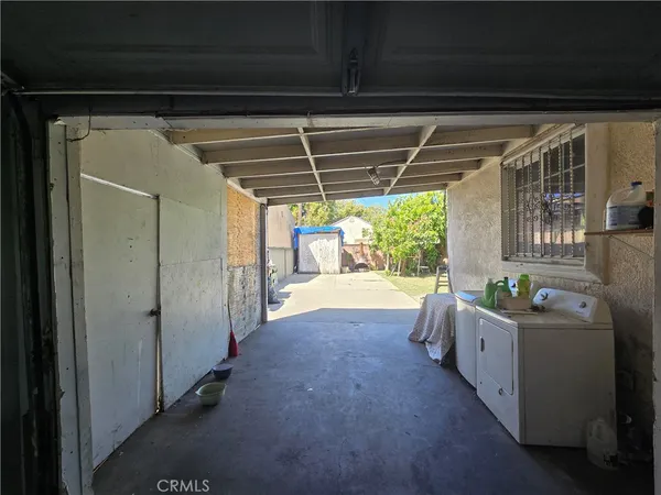 $489,000 | 1117 North Santa Fe Avenue, Compton, CA 90221